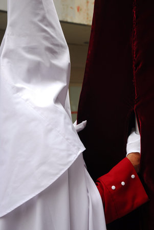 The brotherhoods of Andalucia reflected in colors