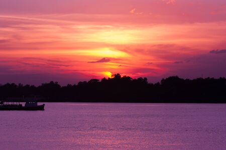 The last rays of the sun  Overlooking Chaophraya Samutprakarn の写真素材