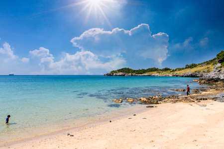 Beach landscape with the sky with the sun.のeditorial素材