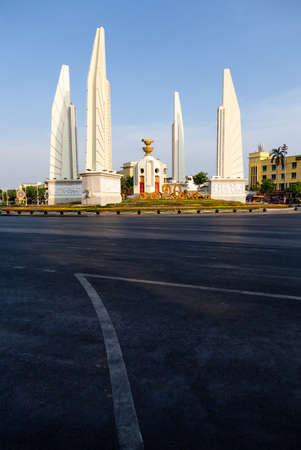 Bangkok,Thailand-May 6,2019:Cityscape of Democracy monument is a public monument in the centre of Bangkok,one of landmark(Anusawari Prachathipatai)Democracy Monument  is a historical of constitution at Ratchadamnoen Avenue,Rattanakosin Island,Thailandのeditorial素材