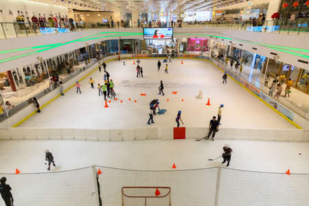 Pathum Thani,Thailand-May 5,2019:The ice rink of the Zpell or Future Park Rangsit is the largest shopping mall in Pathum Thani,many people are playing indoor ice skating in mall center,holiday activities,vacation conceptのeditorial素材
