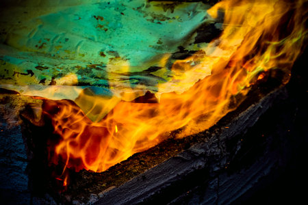 red high temperature fire metal casting method