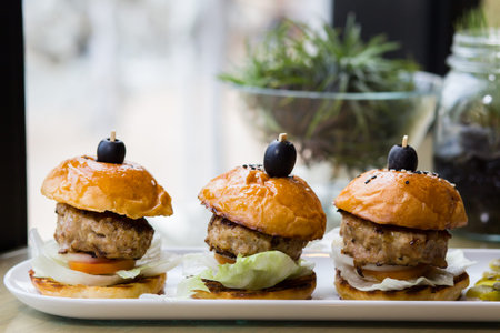 Mini Burgers