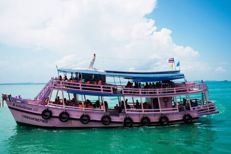 Ferry floating on the sea at Samed island, Thailandのeditorial素材