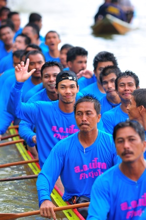 Chumphon, Langsuan, Thailand,  31 October ? 4 November 2012:Langsuan Traditional Long Boat racing festival is the only one of its type in Thailand (unseen Thailand) with grabbing the flag compete for the Royal Plaque and Trophies of H.M. the King and the のeditorial素材