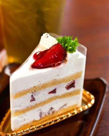 strawberry cheesecake in tea time