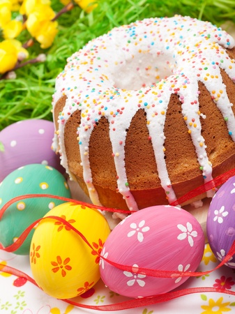 easter cake and colorful eggs の写真素材