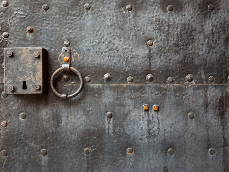 Old door with door knockerの写真素材
