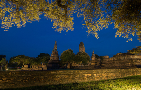 Ayutthaya Historical Park, wat mahathat Buddhist temple in Thailand.の写真素材