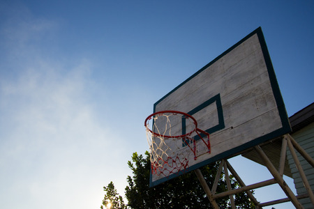 Basketball hoop