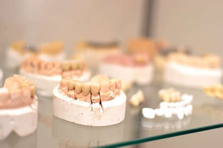Denturesの写真素材