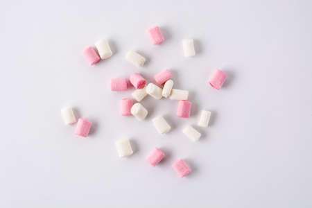 Sweet marshmallows topping isolated on white backgroundの写真素材