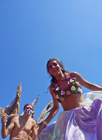 Brazil, State of Rio de Janeiro, City of Rio de Janeiro, Gloria, Bloco Orquestra Voadora Carnival Parade.のeditorial素材
