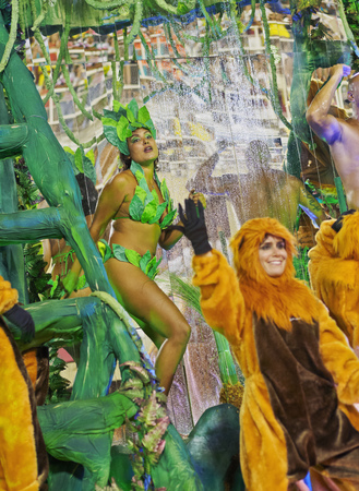 Brazil, State of Rio de Janeiro, City of Rio de Janeiro, Samba Dancer in the Carnival Parade at The Sambadrome Marques de Sapucai.のeditorial素材