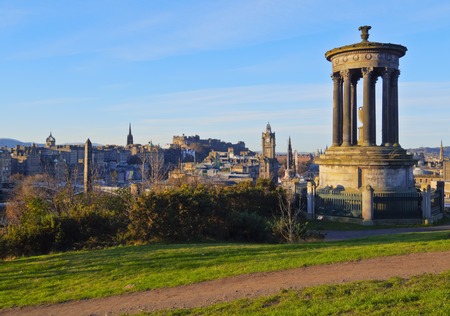 UK, Scotland, Edinburgh, Calton Hill, View of the Dugald Stewart Monument, the Balmoral Hotel Clock Tower and the Castle.のeditorial素材