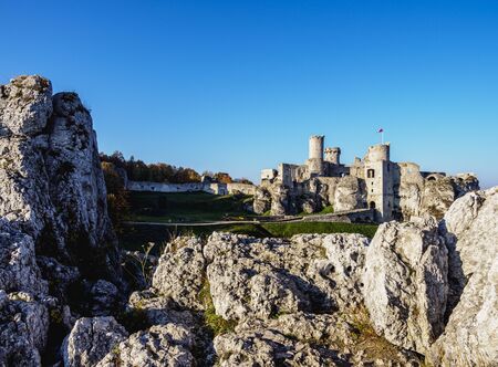Ogrodzieniec Castle, Podzamcze, Trail of the Eagles' Nests, Krakow-Czestochowa Upland or Polish Jurassic Highland, Silesian Voivodeship, Polandのeditorial素材