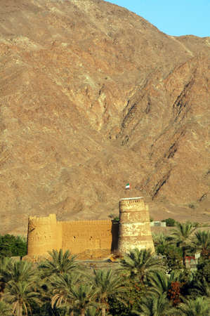 Al Bithna Fort, near Fujaira. This fort was built to protect the east-west pass across the Hajar Mountains near Fujaira, UAE, Circa 1735のeditorial素材
