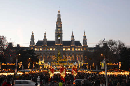 Christmas Market, Vienna, Austria. Constructed around the Rathaus (Town Hall) this market, a European tradition, operates during the winter period leading up to Christmasのeditorial素材