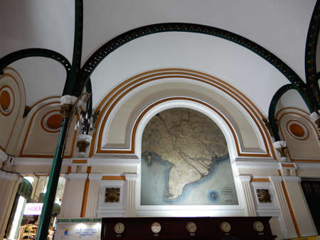 The Central Post Office styled in French architecture, here in the centre on Ho Chi Minh City, Vietnamのeditorial素材
