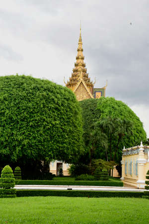 The home of Cambodiaâs Royal family with its intricately crafted architecture, Pnom Pennのeditorial素材