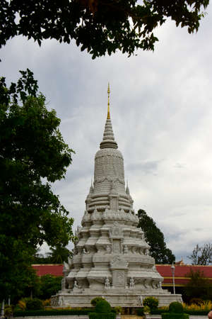 The home of Cambodiaâs Royal family with its intricately crafted architecture, Pnom Pennのeditorial素材