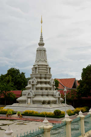 The home of Cambodiaâs Royal family with its intricately crafted architecture, Pnom Pennのeditorial素材