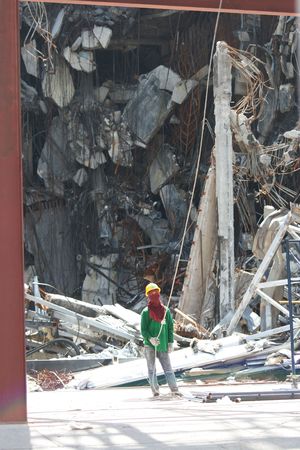 BANGKOK, THAILAND - JUNE 25: Central world shopping center being rebuilt after red shirt protesters set it on fire on June 25, 2010 in Bangkok. のeditorial素材