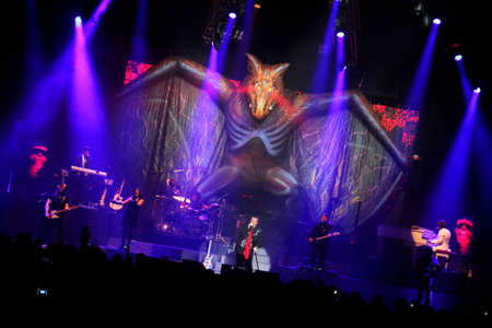 Meatloaf live at the Bournemouth International Centre 01 December 2010のeditorial素材