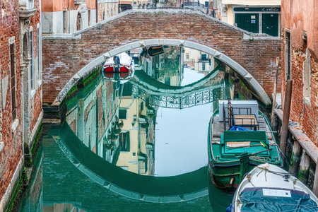 A winter morning on the canal in Venice, Italy Lockdown, No Peopleのeditorial素材