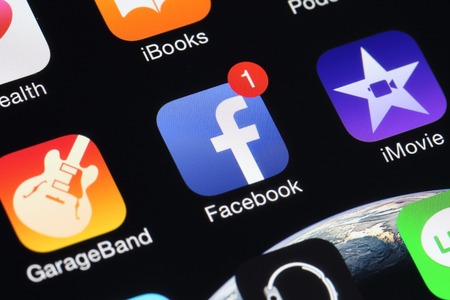 BANGKOK, THAILAND -AUGUST 1, 2015: Facebook Icon on IPhone in August 1,2015 .Facebook is the biggset  online social networking service in the worldのeditorial素材