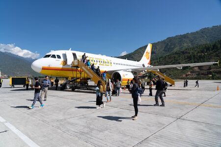 PARO, BHUTAN - SEPTEMBER 19 : Bhutan Airlines Arrived at The Paro International Airport in Bhutan on September 19, 2018のeditorial素材