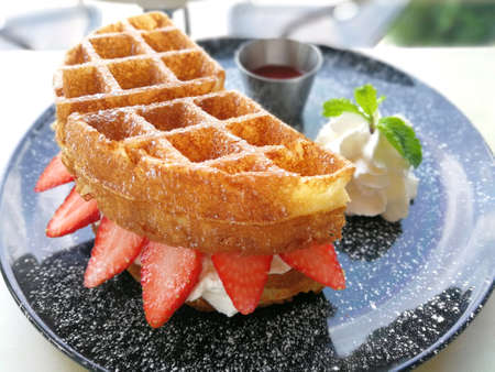 Waffle with fresh strawberryの素材