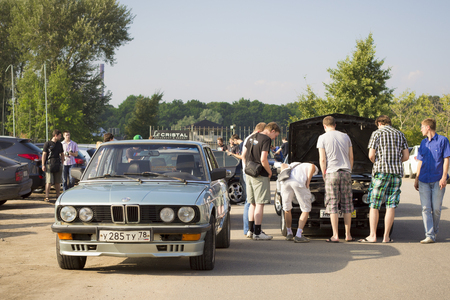 The gathering of lovers of the Bavarian bmw cars on Krestovsky island in St. Petersburgのeditorial素材
