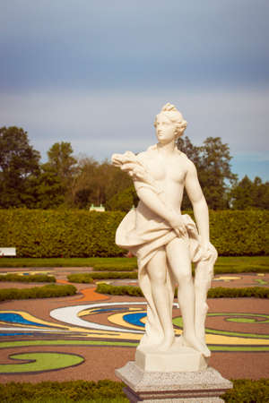 Sculpture Nude boys in lower garden of the Palace and Park ensemble of Oranienbaum in Lomonosovのeditorial素材