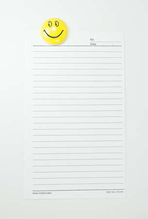 Note with a smiling magnetの写真素材