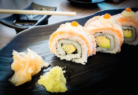 salmon sushi roll, japanese food