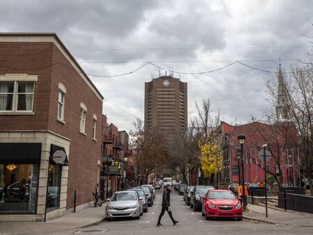 MONTREAL, CANADA - NOVEMBER 8, 2018: Maison Radio Canada with the logo of Canadian Broadcasting Corporation (CBC) on their headquarters for Quebec in Montreal, Canada

picture of a sign with the logo of CBC on their main office for Quebec in Montreal, calのeditorial素材