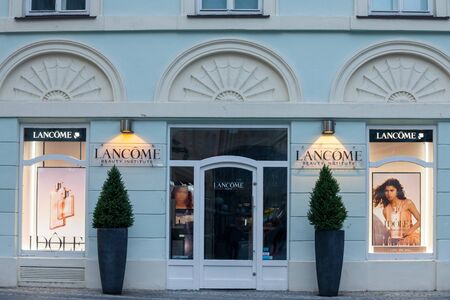 PRAGUE, CZECHIA - NOVEMBER 3, 2019: Lancome logo in front of their boutique for Prague. Lancome is a French manufacturer and retailer of luxury cosmetics and perfumes.

Picture of a sign with the logo of Lancome taken on their main store for Prague, Czechのeditorial素材