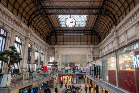 BORDEAUX, FRANCE - FEBRUARY 20, 2022: Main departures hall to Bordeaux Saint Jean Train station with passengers waiting. Bordeaux St Jean is SNCF main railway station of Aquitaine and Gironde.のeditorial素材