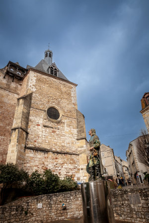 BERGERAC, FRANCE - FEBRUARY 21, 2022: Selective blur on the Cyrano de Bergerac statue, in bronze on Place Pelissiere square. It's dedicated to french literature hero Cyrano.のeditorial素材