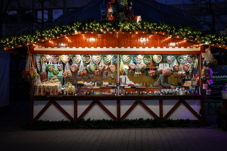 DUISBURG, GERMANY - NOVEMBER 11, 2022: stand selling gingerbread, called lebkuchen in the duisburg Christmas market (weihnachtsmarkt). Duisburg Christmas market is one of the oldest in Germany.のeditorial素材