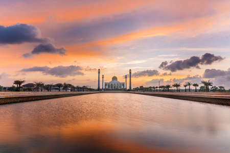 Mosque in Songkhla Thailand on sunsetの写真素材