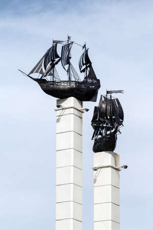 PETROPAVLOVSK-KAMCHATSKY CITY, KAMCHATKA PENINSULA, RUSSIAN FAR EAST - JUNE 13, 2017: Fragment of monument - stele with mockups of sailing ships (packet boats) in Petropavlovsk-Kamchatsky City.のeditorial素材