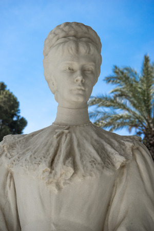 Statue of Empress Elisabeth from Austriain, in front of Achillion Palace, Corfu, Greece.のeditorial素材