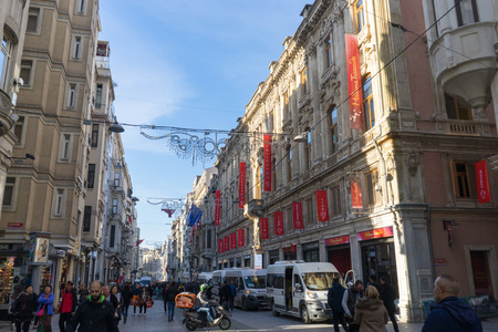 ISTANBUL, TURKEY - December 13, 2017: People walking at Taksim Square and Istiklal street in Istanbulのeditorial素材
