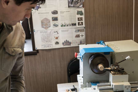 Cnc machine, turning milling tap process