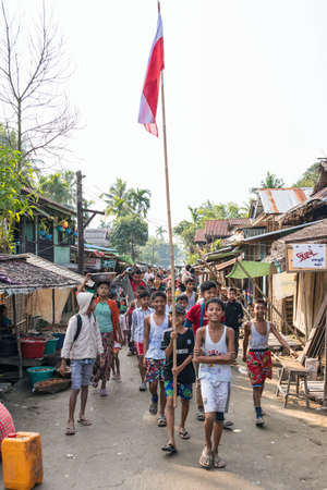 MRAUK U, RAKHINE STATE / MYANMAR - 6 December 2015: Streets of Mrauk U in Myanmar Asiaのeditorial素材