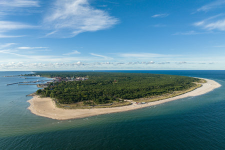 End of poland hel peninsula.Aerial view of Hel Peninsula in Poland, Baltic Sea and Puck Bay. Hel city. Photo made by drone from above. Hel beach in Polandの写真素材