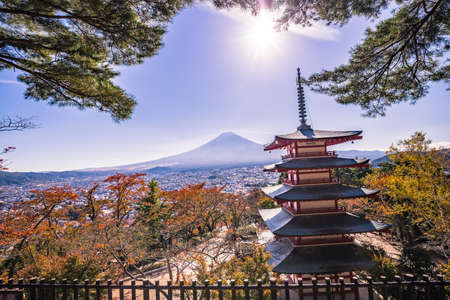 Mount Fuji or Fujisan and the best view at Kawafujiko, Japan in the morning, it is so beautiful. Chureito pagoda and Mount Fuji, Japan in winter - Stock image Famous Place in japanのeditorial素材