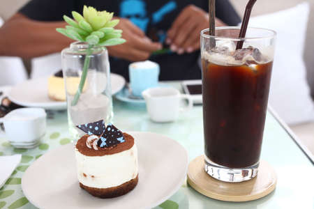 tiramisu cake on the coffee shopの写真素材